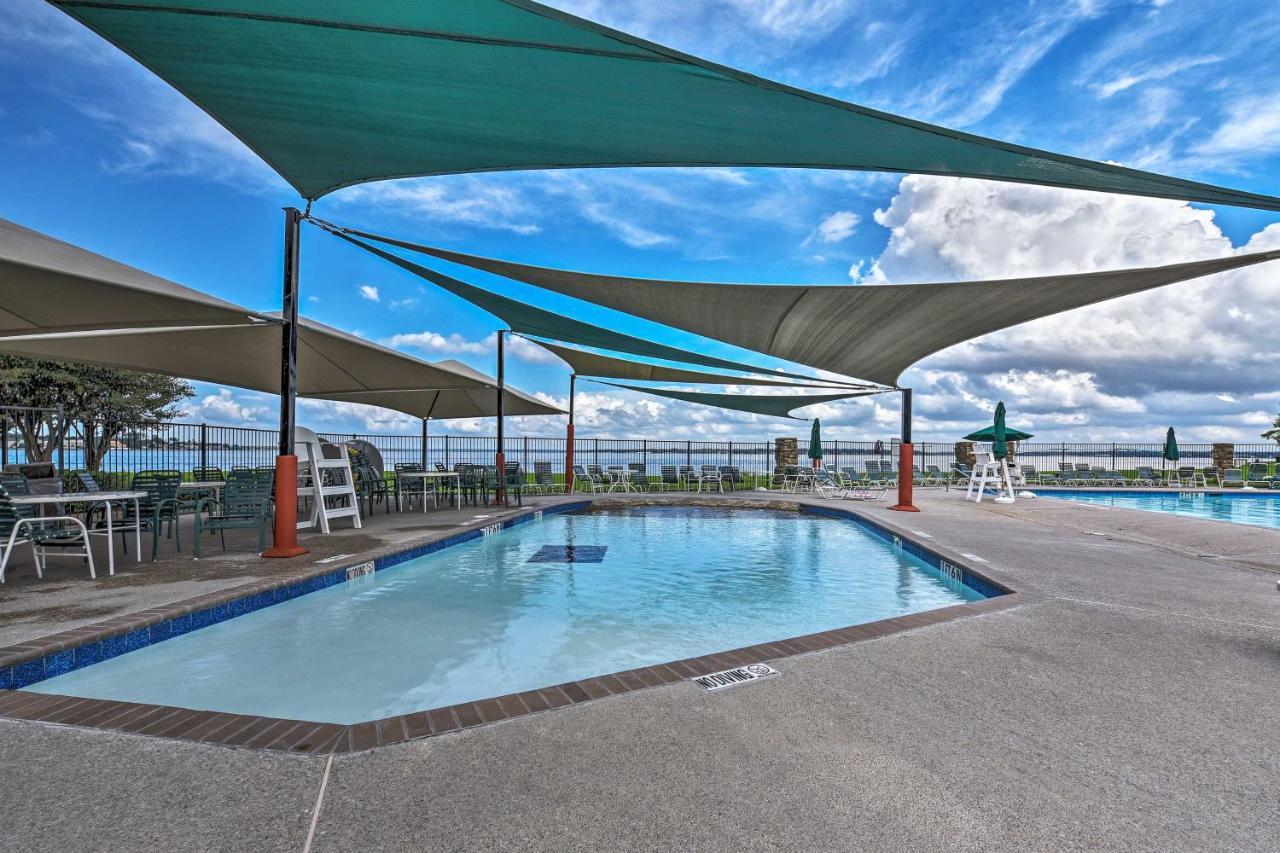 Idyllic Montgomery Condo With Pool And Lake View! Exterior foto
