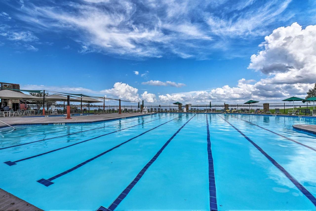 Idyllic Montgomery Condo With Pool And Lake View! Exterior foto