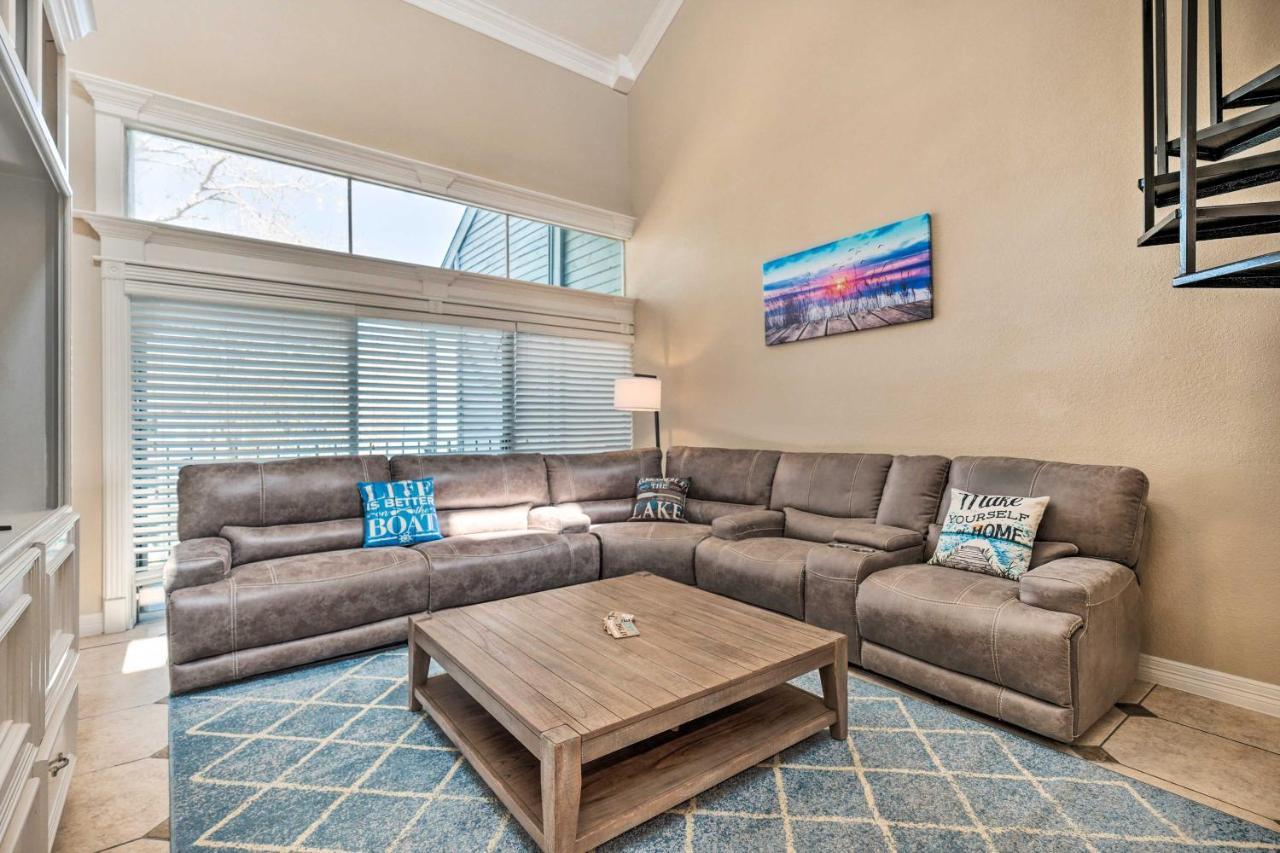 Idyllic Montgomery Condo With Pool And Lake View! Exterior foto